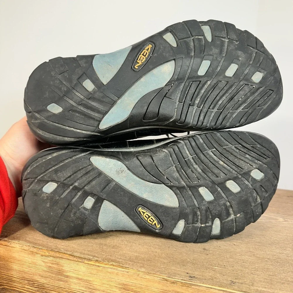 KEEN Presidio Lace Up Shoe Women SZ 8 Leather Gorpcore Hiking Comfort Minimalist